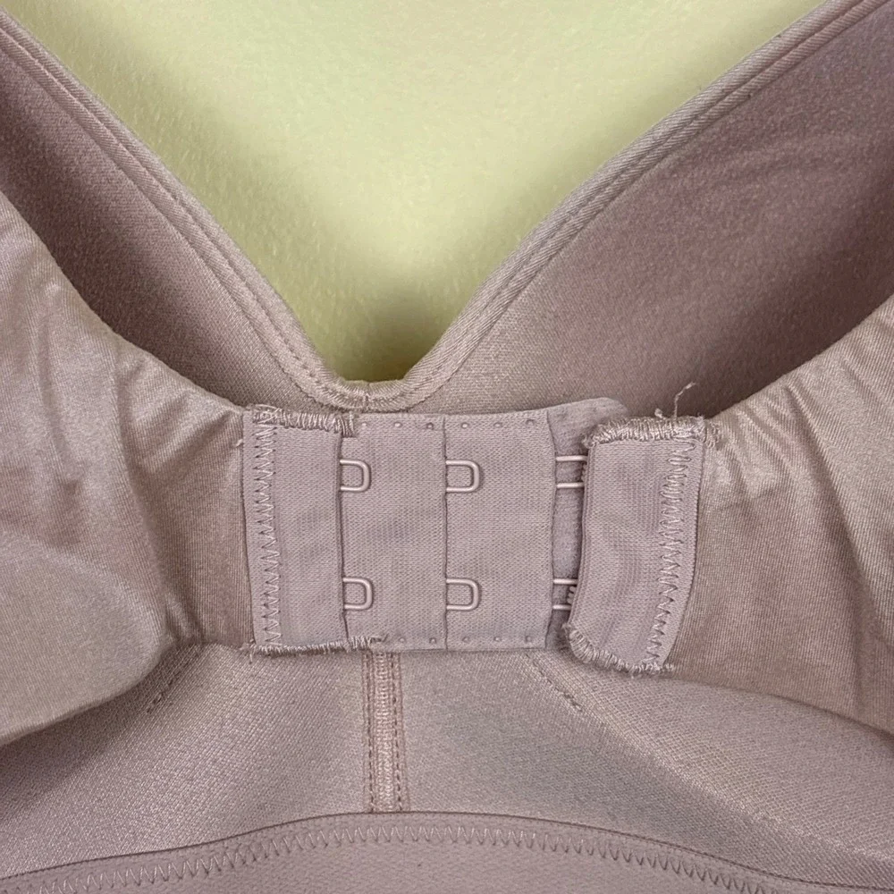 NATORI Revelation Wireless Contour Bra Size 38C Rose Beige Pink Everyday Comfort